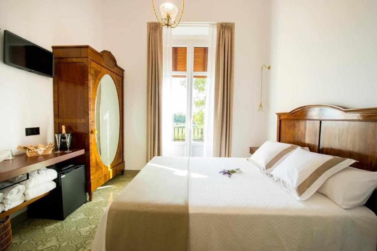 Bed and Breakfast Bolet Casa Modernista Castellvi de la Marca Экстерьер фото