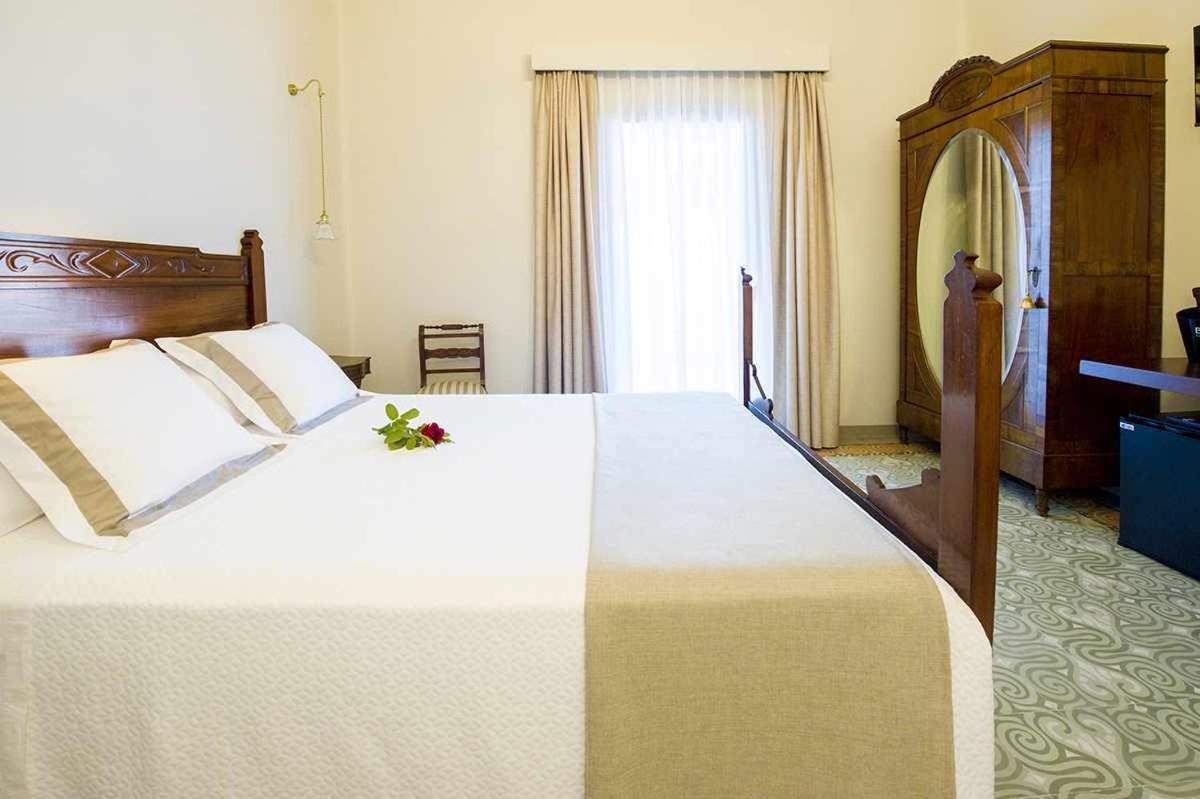 Bed and Breakfast Bolet Casa Modernista Castellvi de la Marca Экстерьер фото