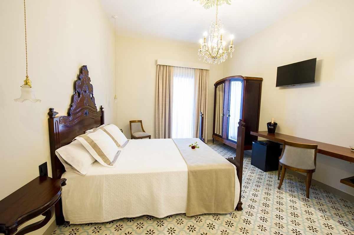 Bed and Breakfast Bolet Casa Modernista Castellvi de la Marca Экстерьер фото