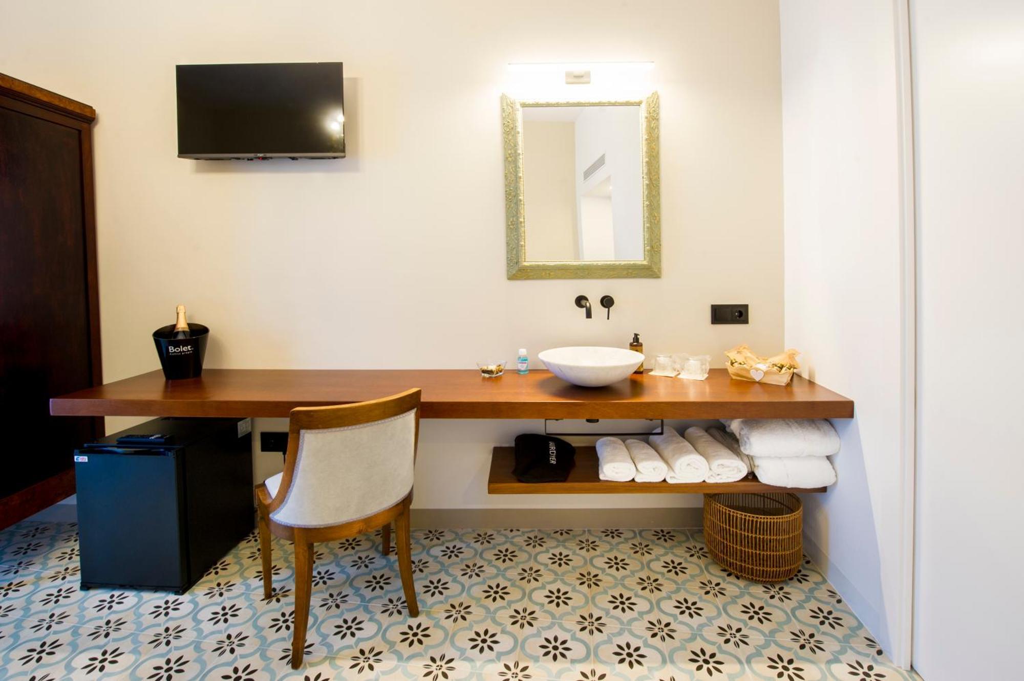 Bed and Breakfast Bolet Casa Modernista Castellvi de la Marca Экстерьер фото