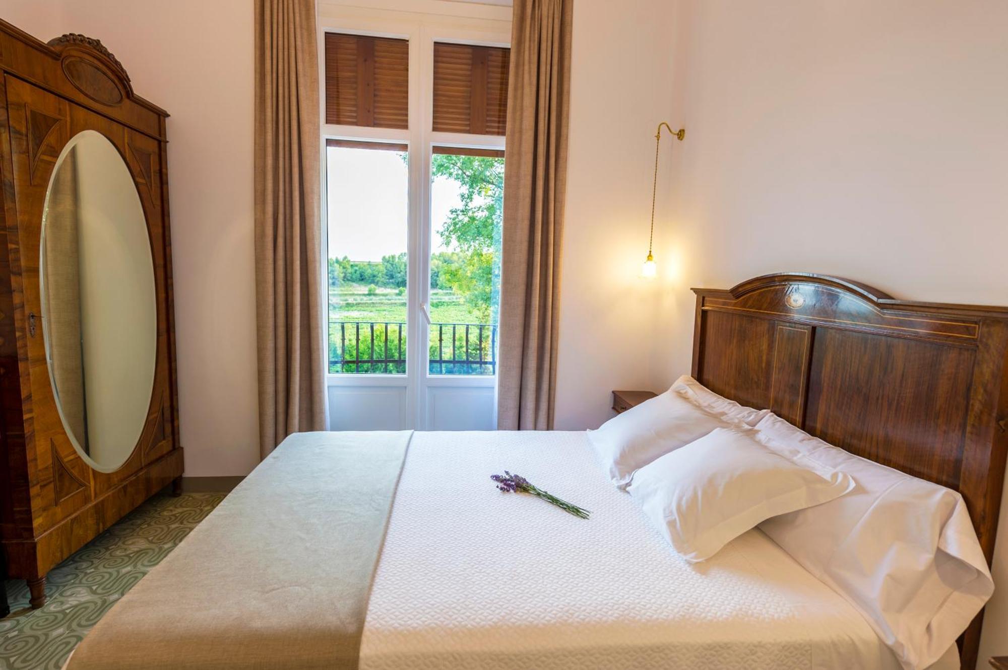 Bed and Breakfast Bolet Casa Modernista Castellvi de la Marca Экстерьер фото