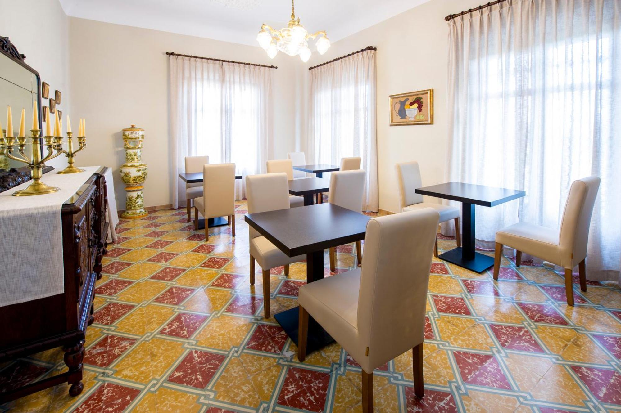 Bed and Breakfast Bolet Casa Modernista Castellvi de la Marca Экстерьер фото